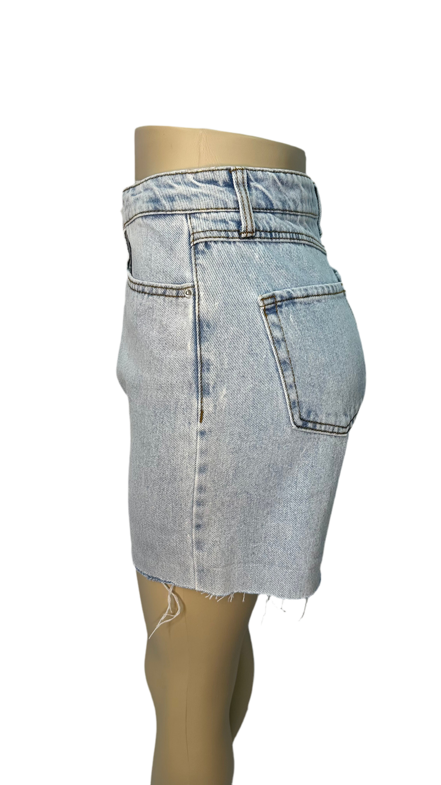 Light blue jean shorts 90s fit