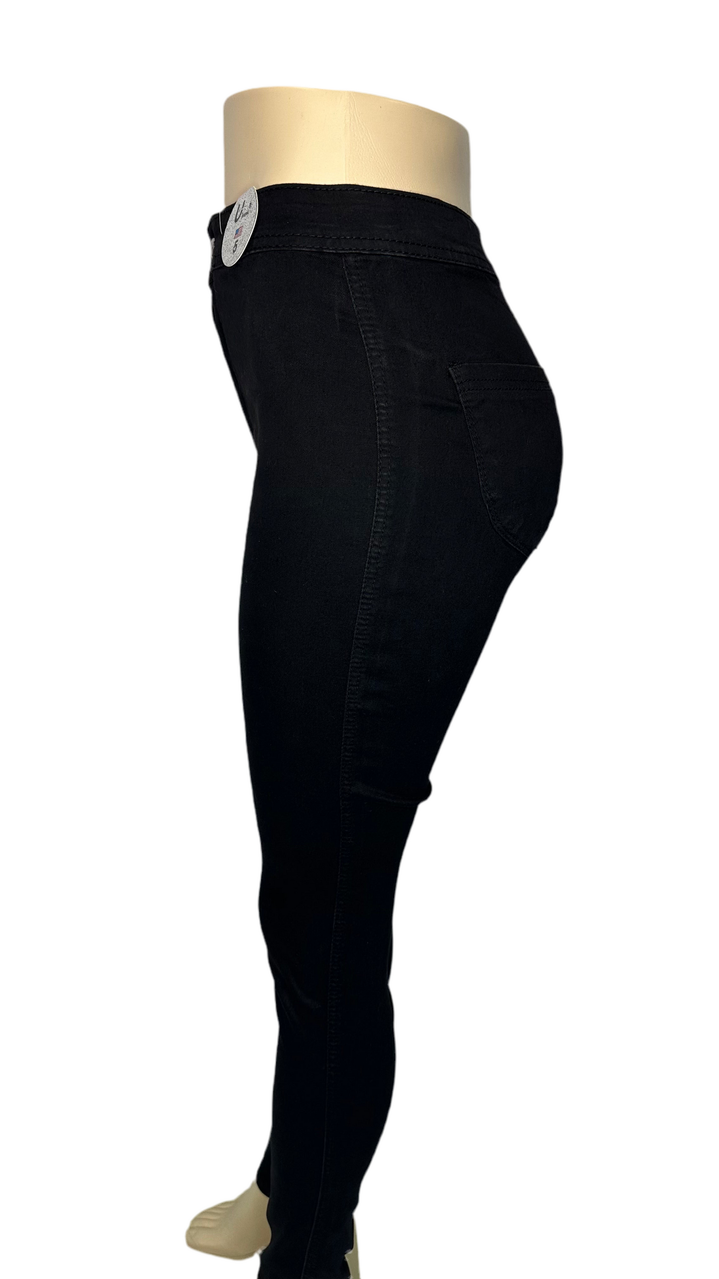 Black high waisted, skinny jeans 